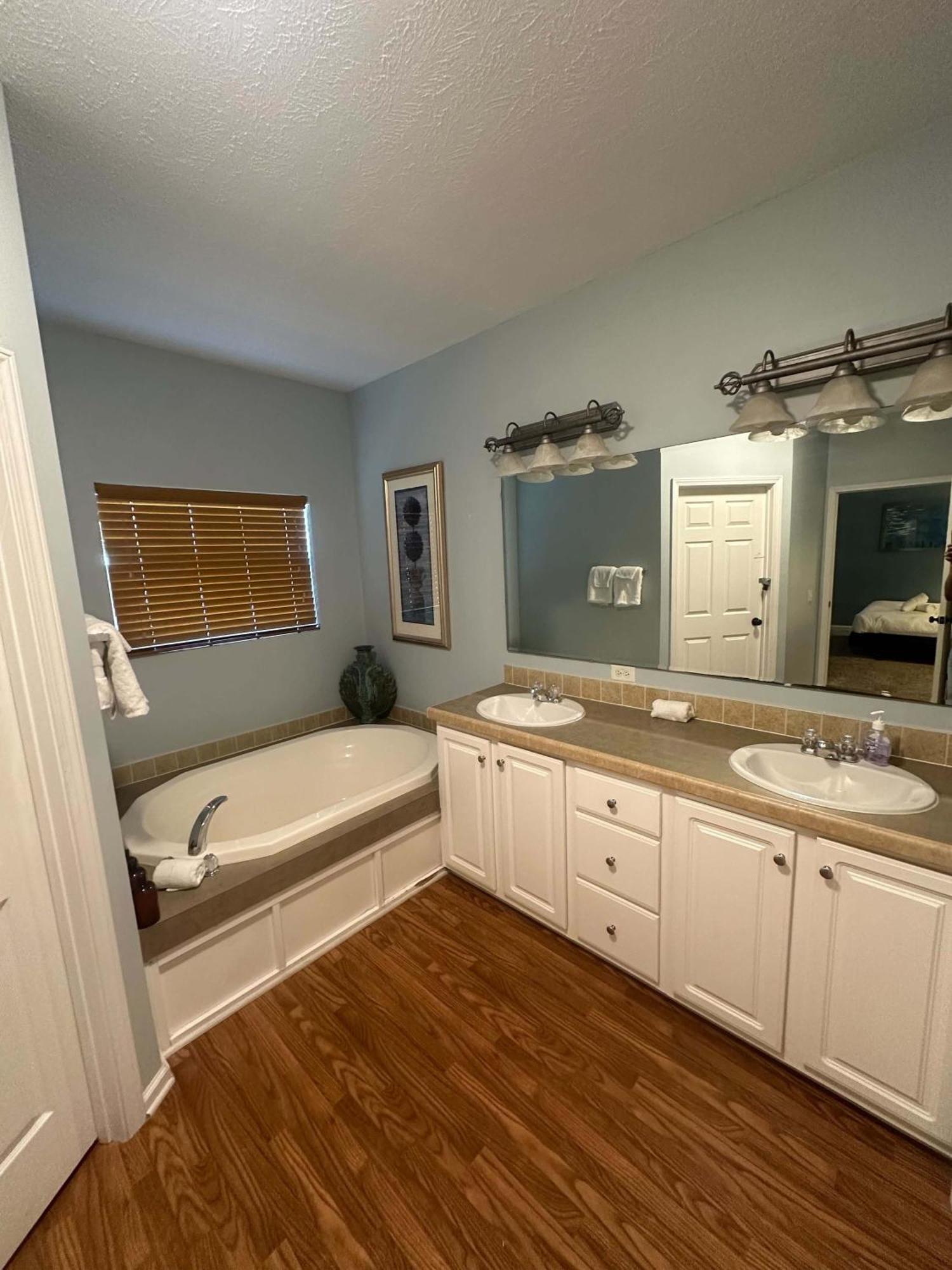 Cam'S Coastal Cottage- Nas Pensacola, Close To Beach Extérieur photo
