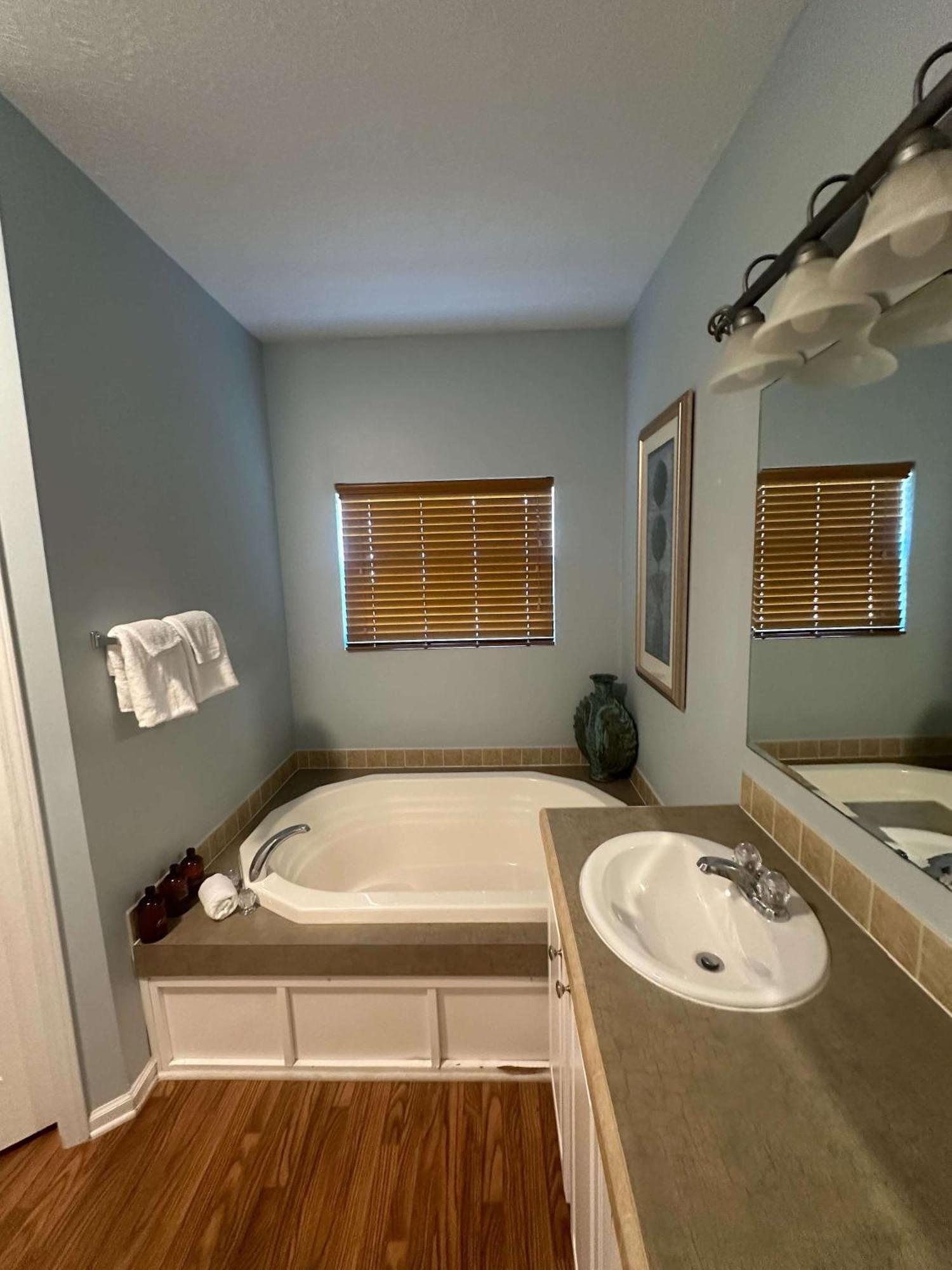 Cam'S Coastal Cottage- Nas Pensacola, Close To Beach Extérieur photo
